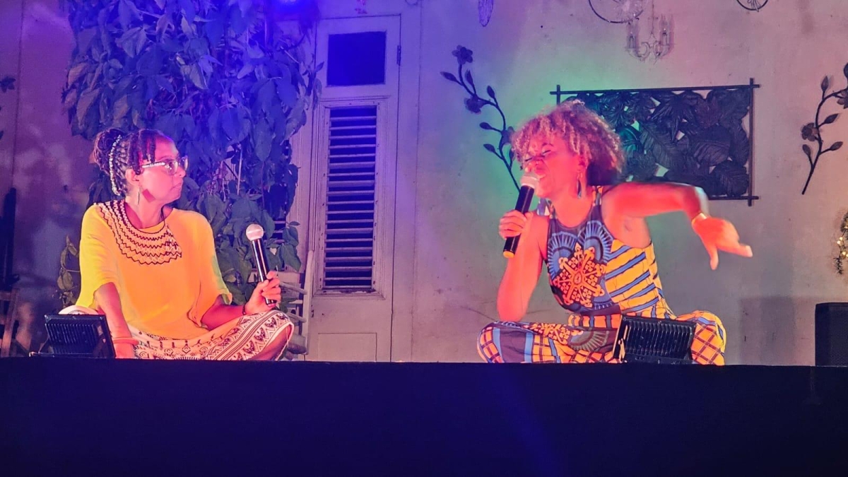 ArtsEtc's Linda M. Deane (left) and Varia WIlliams of Variations Theatre co-piloting the 4 Love of Barbados storytelling at Spice of Life over Independence 2024 weekend. [Photo: Vaughn Renwick]